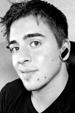 Dustin Samuelian