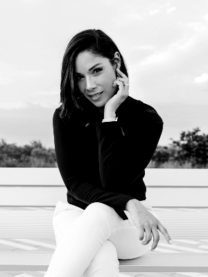 Paola Zambrano De Riera